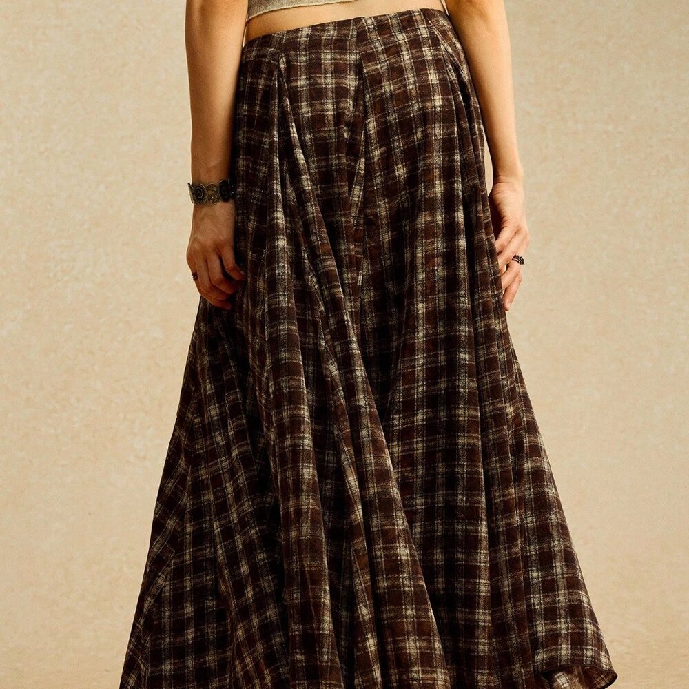 Mocha Brown Casual Women's Long Loose Plaid Skirt - Picture 2 of 8